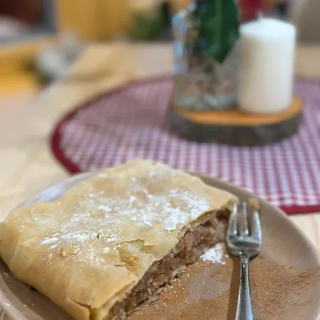 Mozirska Koca Πανδοχείο *