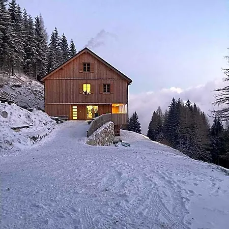 Mozirska Koca Inn *